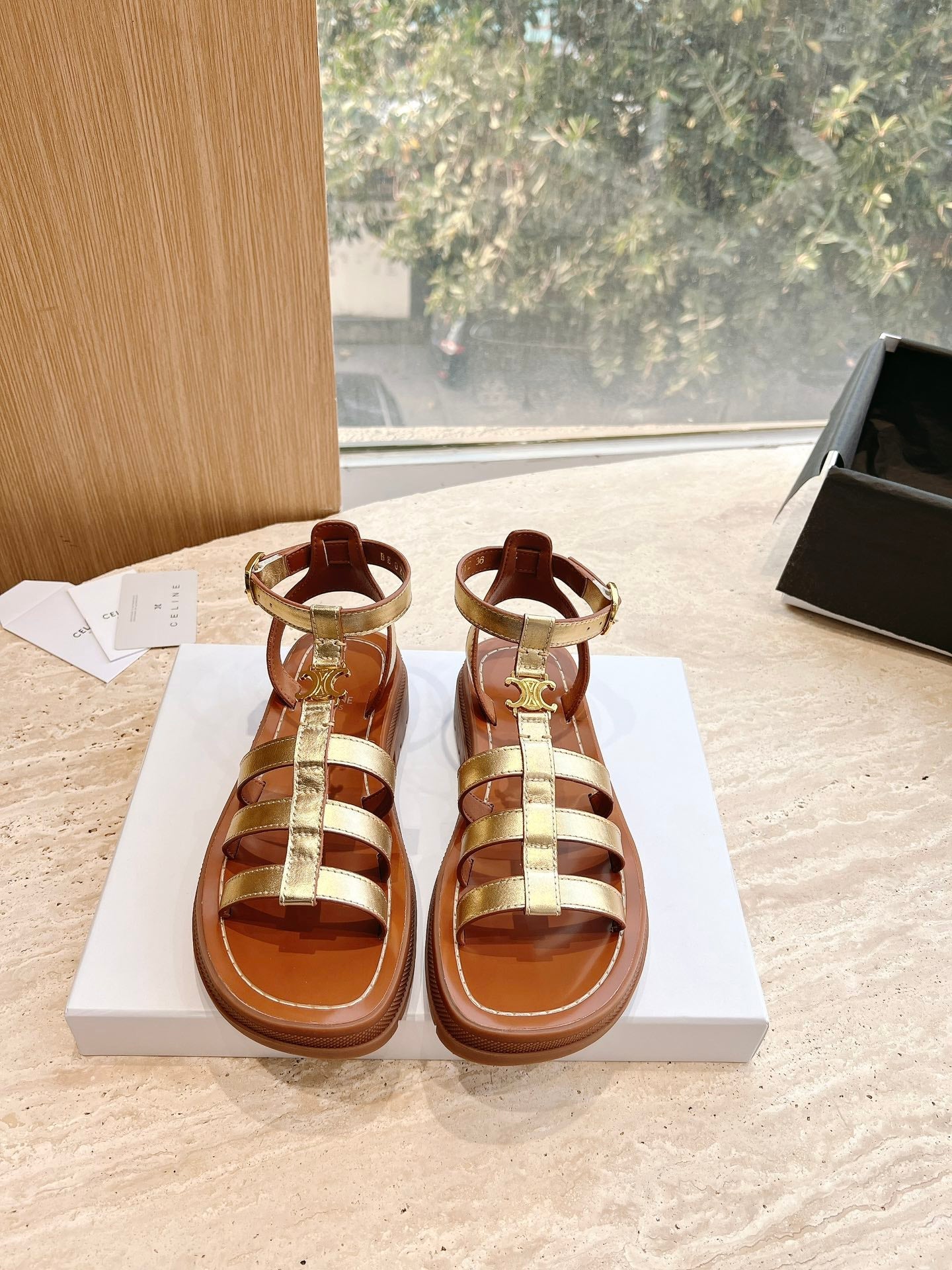 LYMPIA GLADIATOR SANDAL IN GOLD METALLIC CALFSKIN