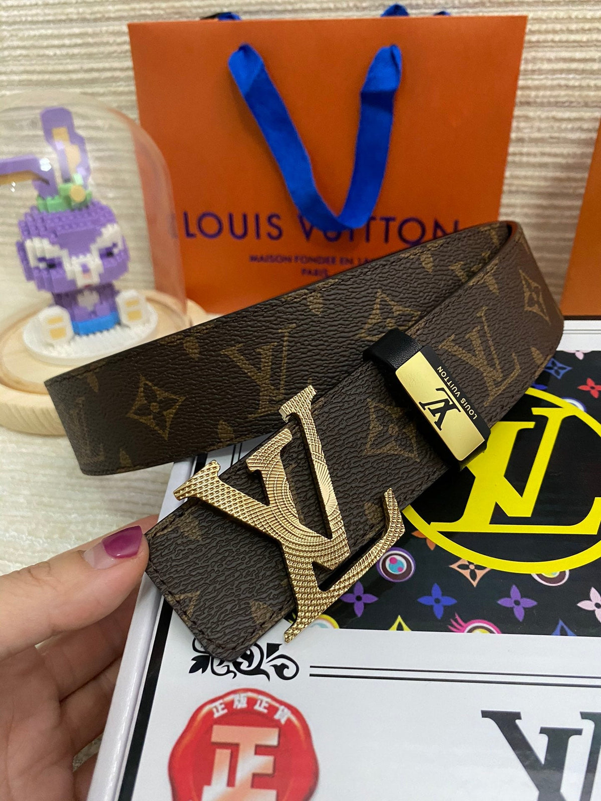 LV 25S BELT 38 MM IN DARK BROWN CALFSKIN PRINT PATTERNS 593286