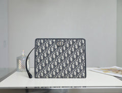 BOOK TOTE 26 IN BLACK OBLIQUE JACQUARD