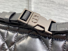 TRAVEL NOMAD POUCH 22 IN BLACK MACROCANNAGE LAMBSKIN