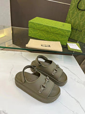 HORSEBIT FLATFORM SANDAL 5 CM IN ARMY GREEN IMPORTED TPU