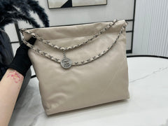 CC MEDIUM 37 HANDBAG IN BEIGE CREAM CALFSKIN SILVER HARDWARE