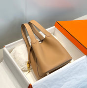 picotin lock 18 beige togo ghw