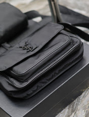 NIKI MEDIUM 28 IN BLACK NYLON