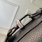 FASTLINE MESSENGER 23.5 IN DARK BROWN PATENT CALFSKIN