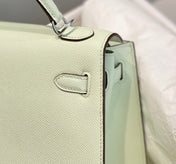 KELLY 28CM IN VERT FIZZ SWIFT CALFSKIN SILVER HARDWARE