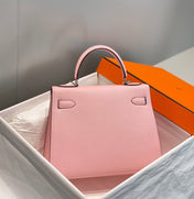 KELLY 28CM IN ROSE SAKURA SWIFT CALFSKIN SILVER HARDWARE