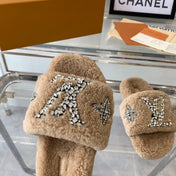 LV WOMEN'S PASEO FLAT SLIPPER IN TAN BROWN FLEECE