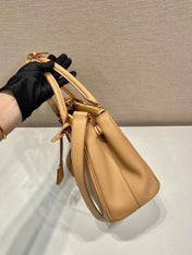 MEDIUM GALLERIA BAG 28 IN CIDER BROWN SMOOTH CALFSKIN GOLD HARDWARE