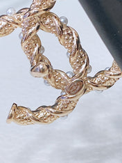 CC BELT 20MM IN SILVER GREY CALFSKIN GOLD HARDWARE ATTACH PEARLS