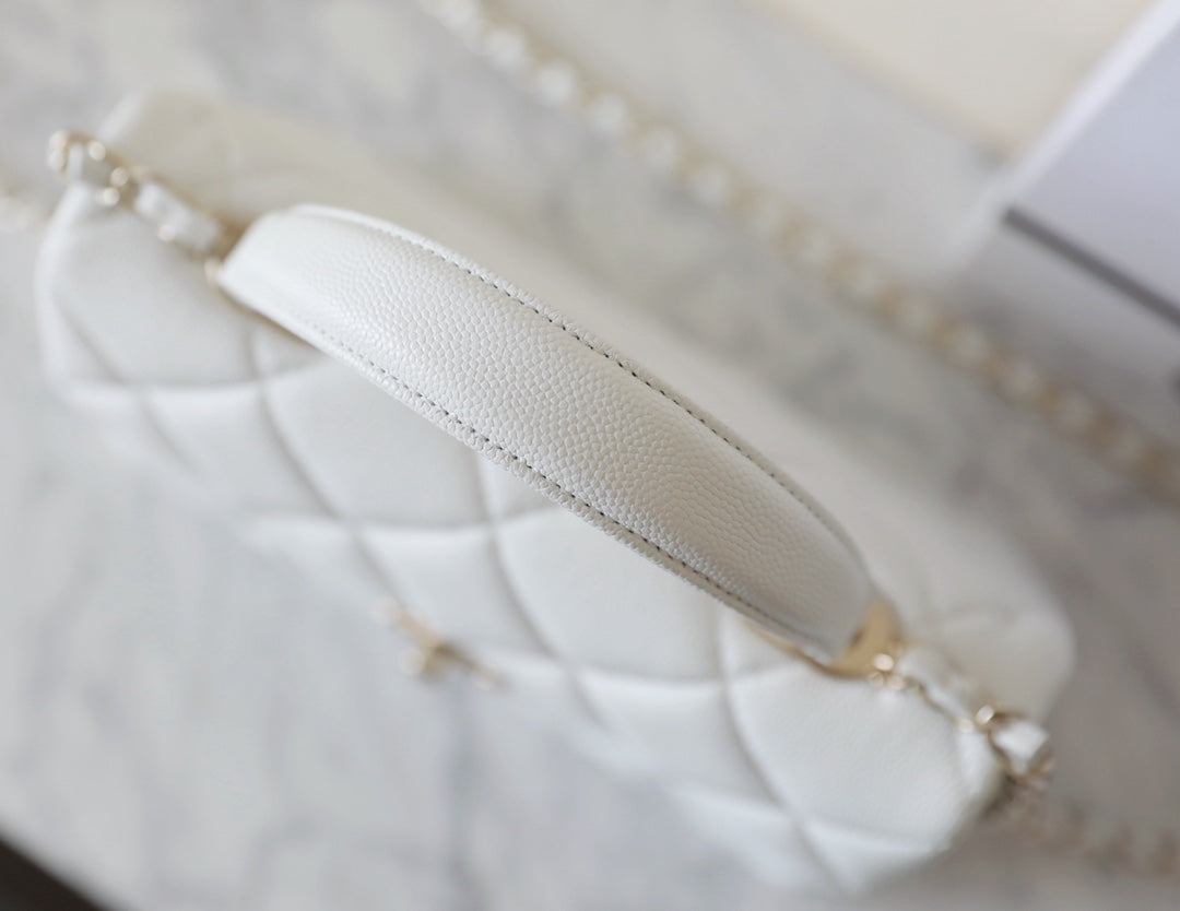 CHANEL 25S FLAP BAG 21 CM IN WHITE LAMBSKIN WITH GOLD HARDWARE
