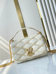 GO-14 PM 20 IN CREAM QUILTED LAMBSKIN GOLD HARDWARE