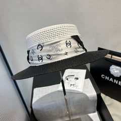 FLAT STRAW HAT BLACK AND WHITE 673935