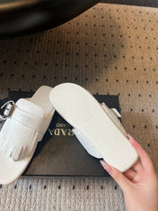 PRADA 25S SHUFFLE LEATHER THONG SANDALS IN IVORY CALFSKIN