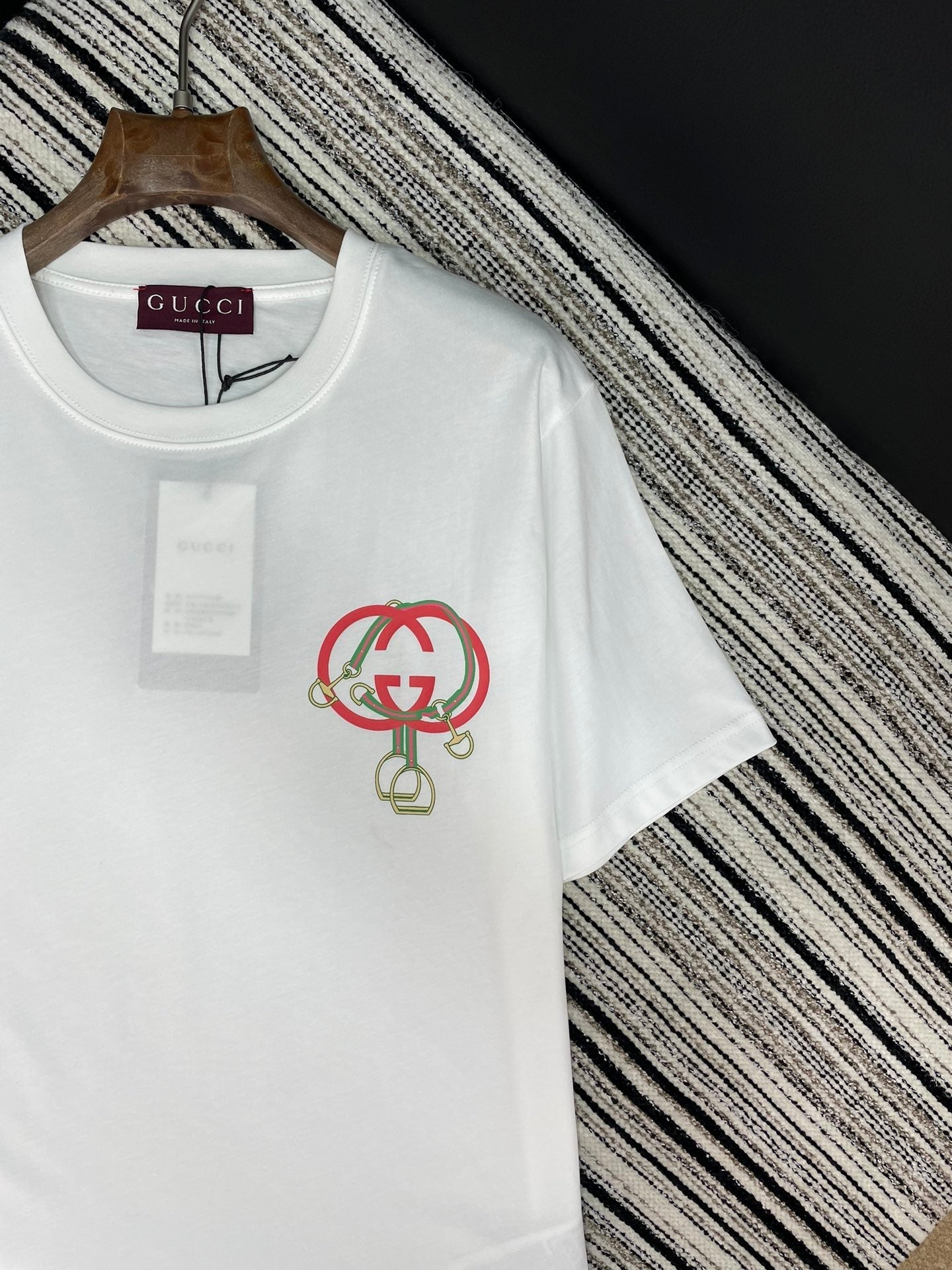 GUCCI T-SHIRT STYLE 49