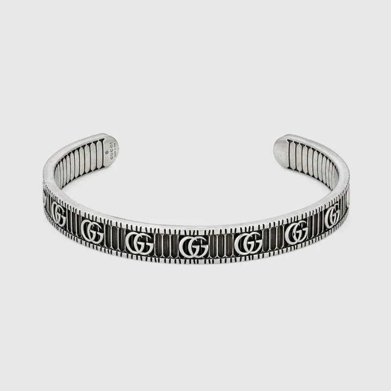 551903_J8400_0811_001_100_0000_Light-Bracelet-with-Double-G-in-silver_15d4a2a5-c357-4ab5-8b6d-a212fa065204.jpg