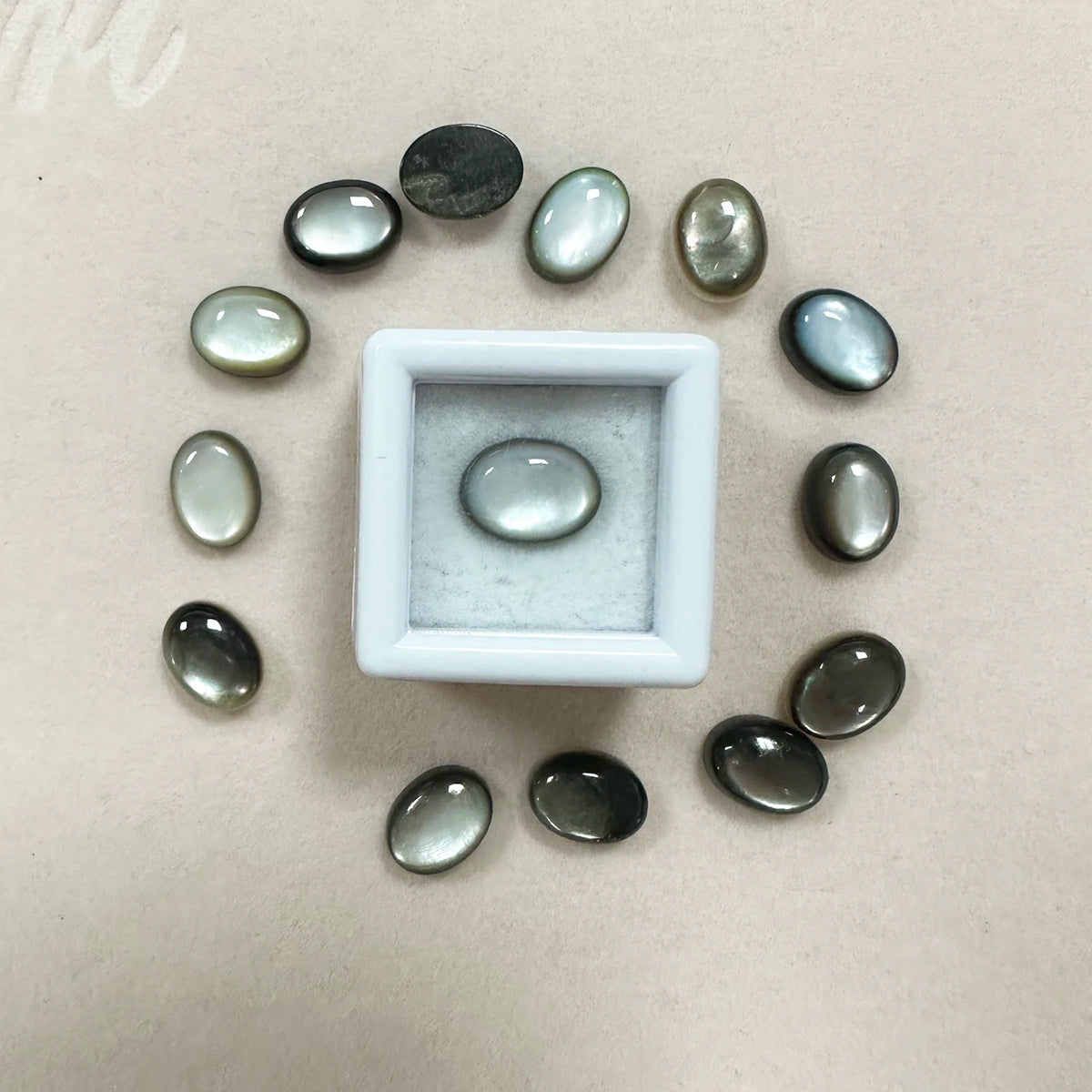 1PCS Natural Black Abalone Shell Oval Cut7*5/8*6/9*7/10*8mm For Ring Earring Necklace Pendant DIY Jewelry Making Accessories