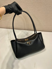 PRA 28 LARGE BLACK CALFSKIN HANDBAG