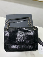 MEDIUM NIKI 28 IN BLACK CALFSKIN CHAIN BAG High-end