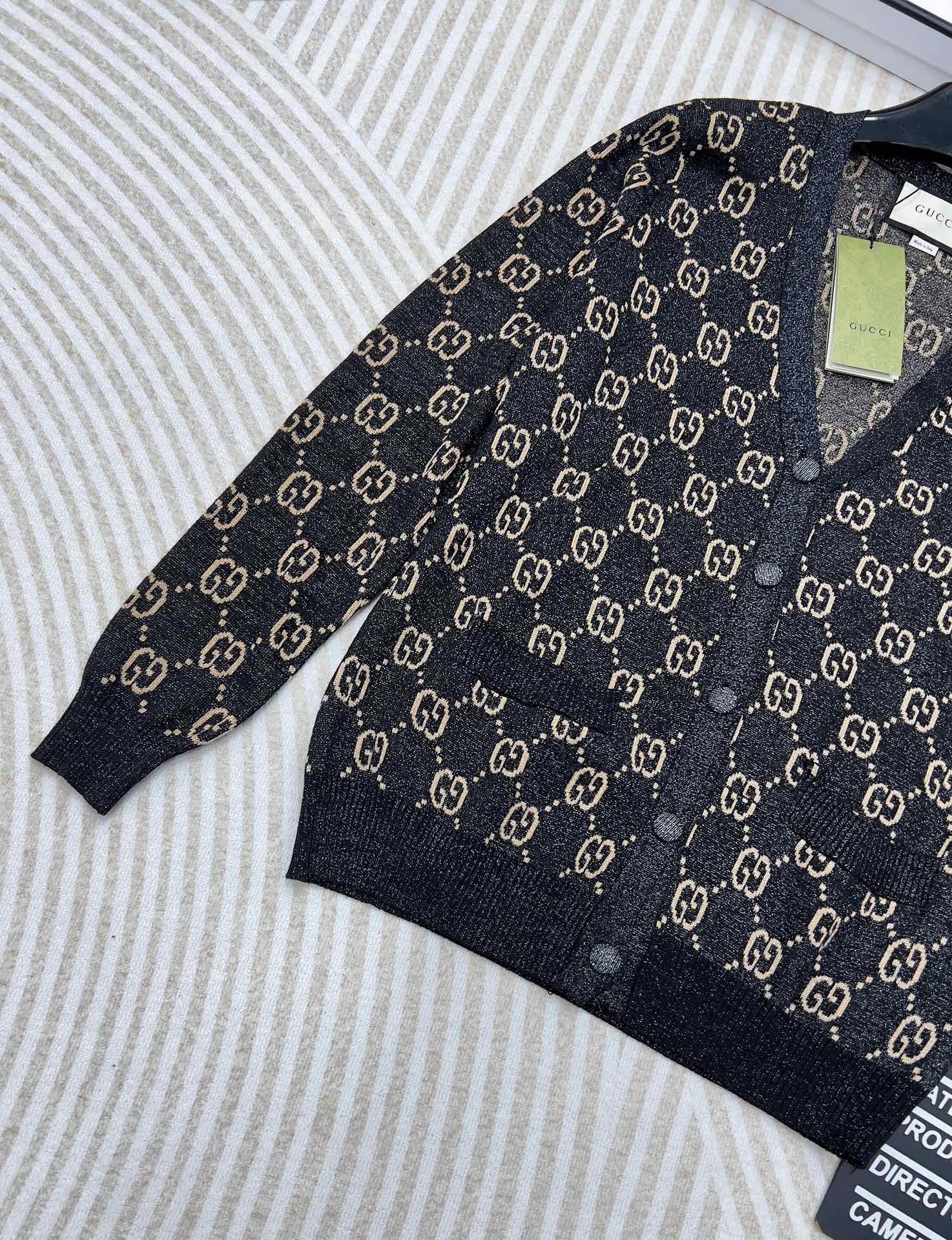 GG V-Neck Long Sleeve Cardigan Black Beige Monogram