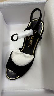 CC SUEDE KIDSKIN SANDAL IMITATION PEARLS BLACK