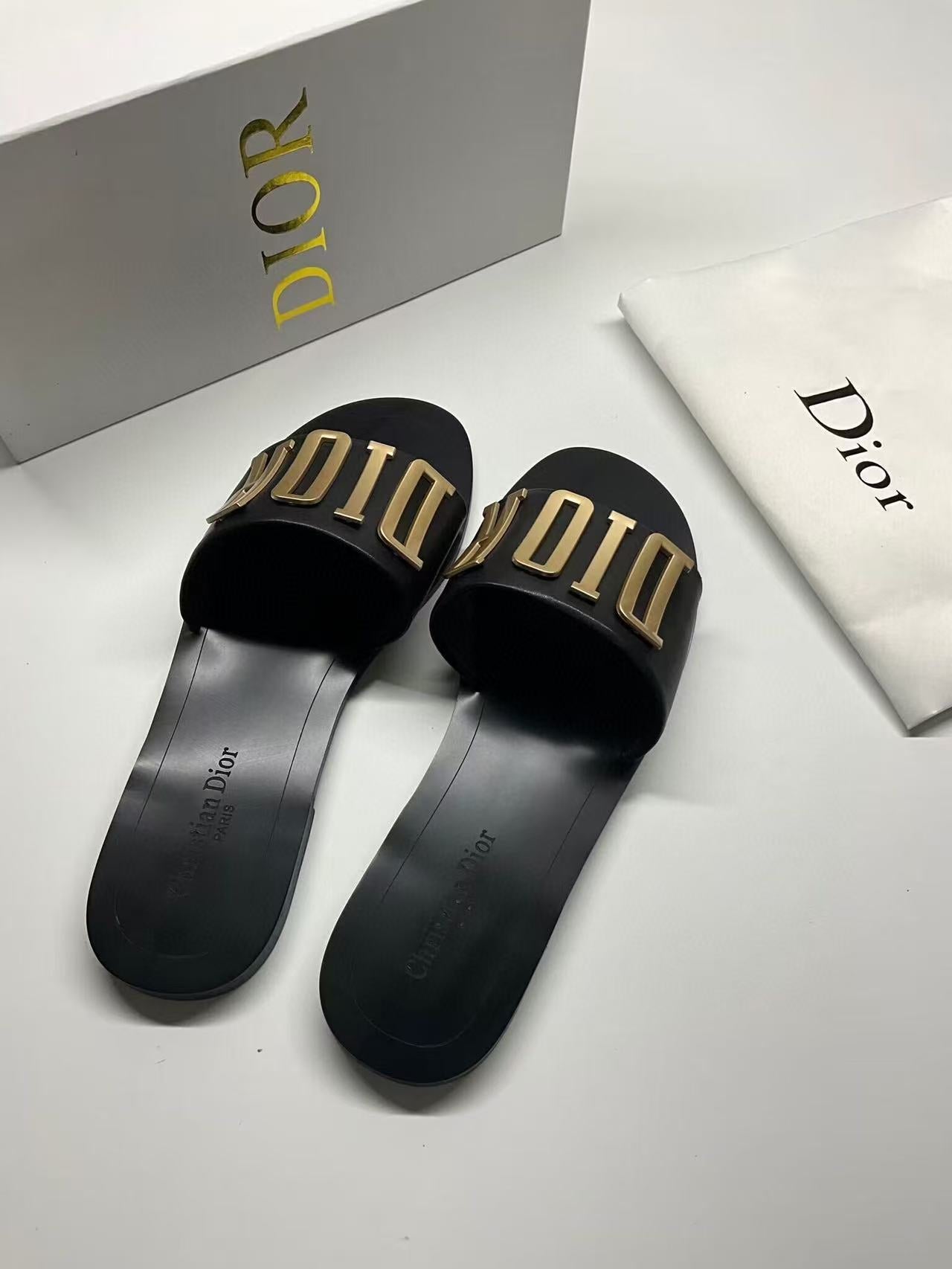 CD SLIDE REVOLUTION BLACK GHW