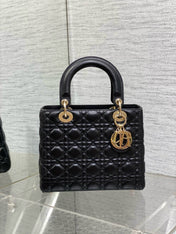 MEDIUM LADY BAG 24 IN BLACK CALFSKIN GOLD HARDWARE