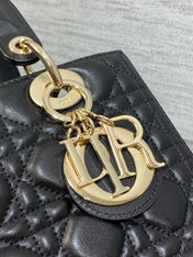 MEDIUM LADY BAG 24 IN BLACK CALFSKIN GOLD HARDWARE