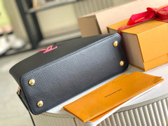 CAPUCINES MM 31 BLACK GOLD HARDWARE