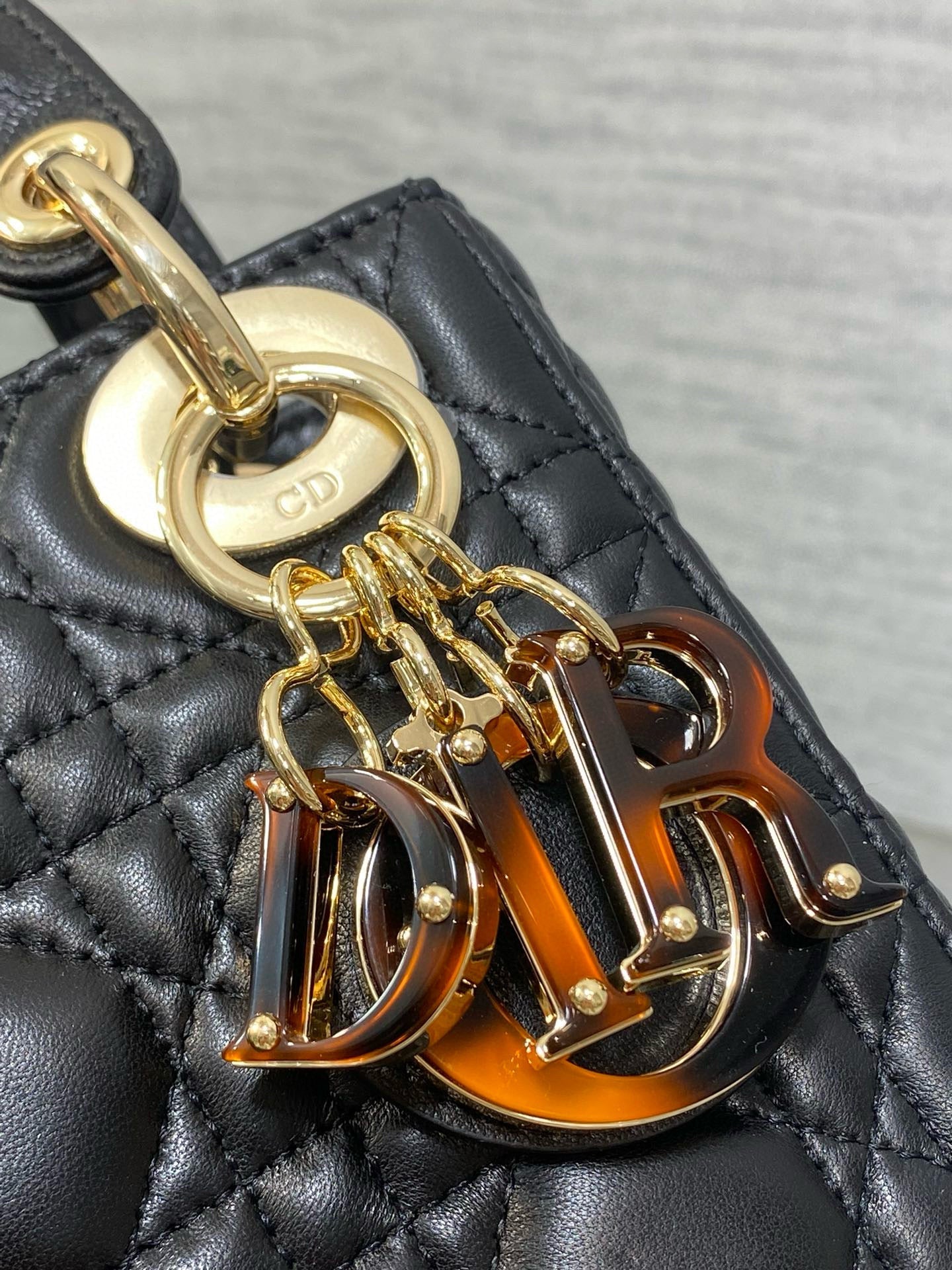 SMALL 20 LADY BAG IN BLACK MACROCANNAGE LAMBSKIN WITH GOLD HARDWARE