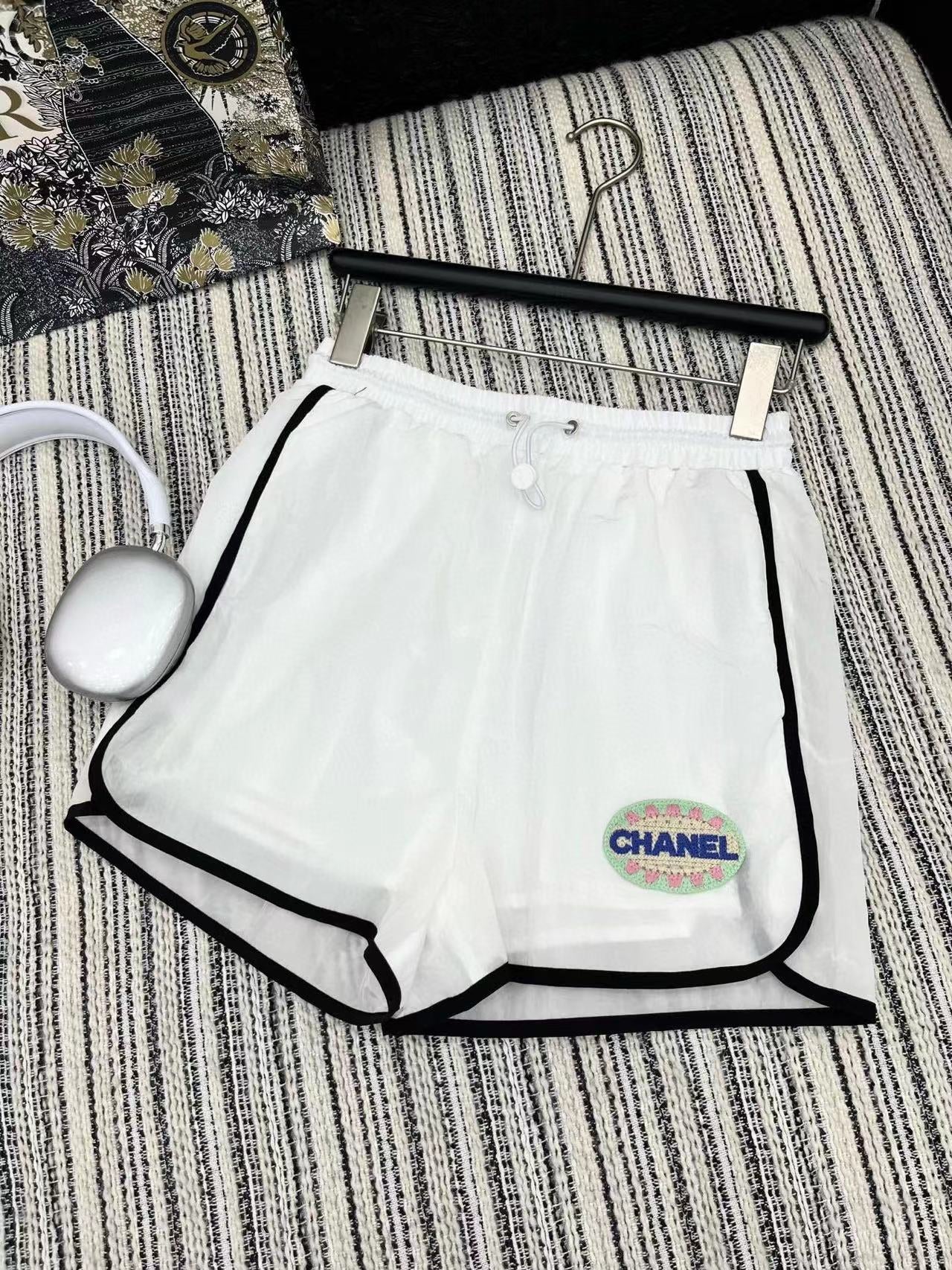 CC Set Jacket With Shorts Nilong