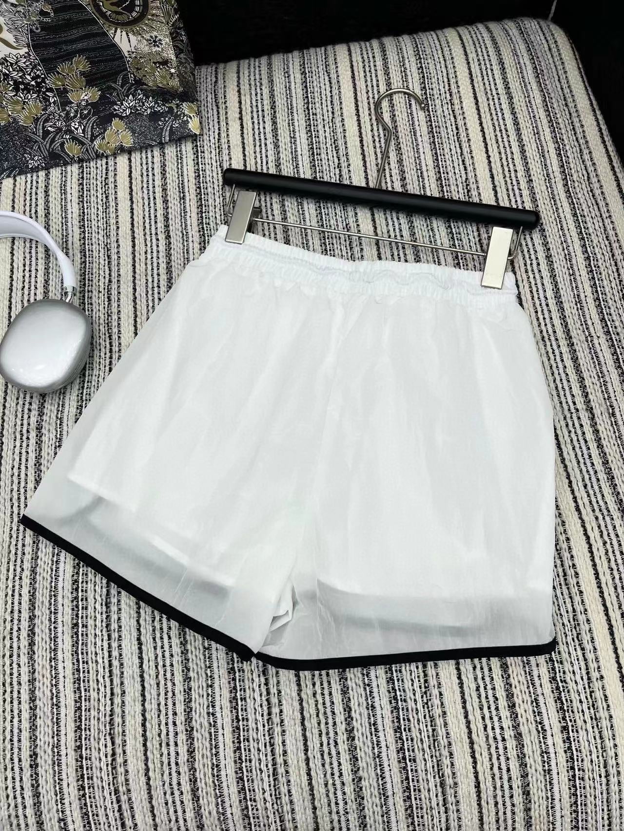 CC Set Jacket With Shorts Nilong