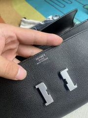 CONSTANCE SHOULDER BAG  IN BLACK CALFSKIN