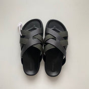 HM SLIDES IN BLACK AND DARK GREEN FABRIC