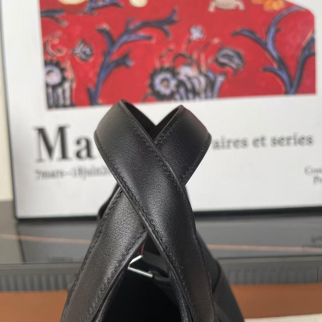 CARGO PICOTIN BAG 18 IN BLACK TOGO GOLD HARDWARE