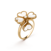 SWEET CLOVER WHITE MOP RING