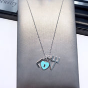 COLLAR LOVE PLATA NECKLACE