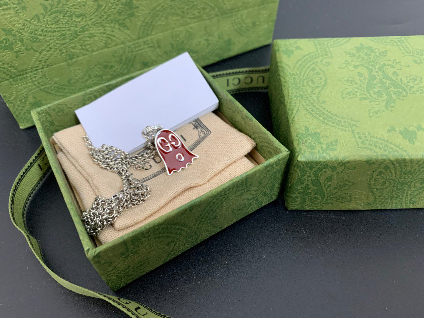 GG GHOST RED NECKLACE