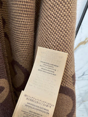 GG REVERSIBLE JUMBO CASHMERE CAPE IN BROWN