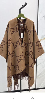 GG REVERSIBLE JUMBO CASHMERE CAPE IN BROWN