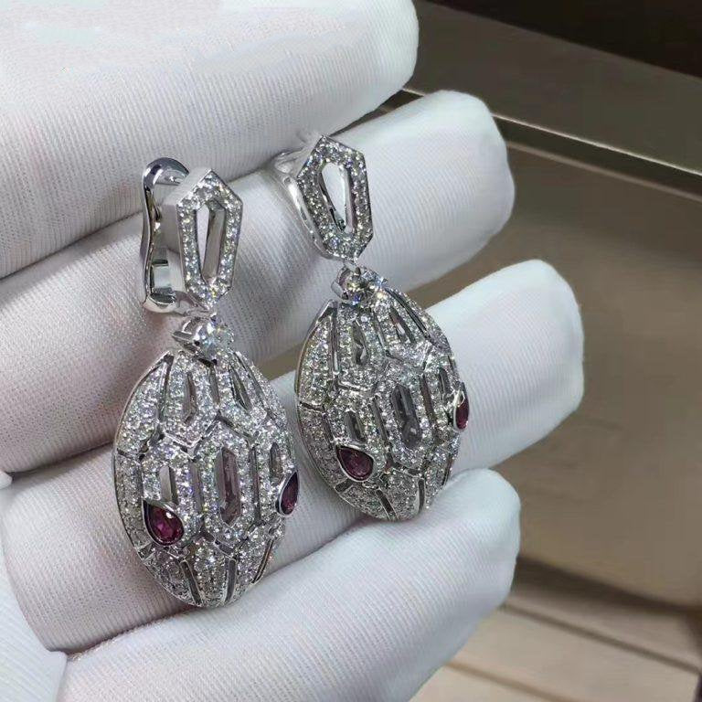 bulgari-serpenti-18-kt-white-gold-earrings-set-with-pave-diamonds-and-rubellite-eyes-5-768x768_f7e08429-5742-4b84-b3e9-2fad20fd1d87.jpg