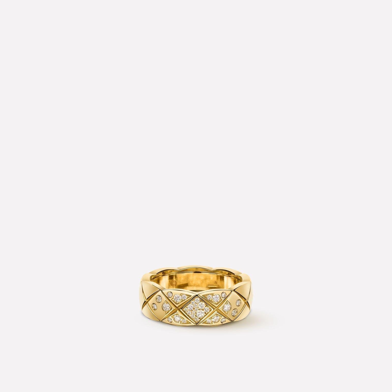 chanel-coco-crush-ring-quilted-motif-small-version-18k-yellow-gold-diamonds-j10864_ae089bf8-d673-40be-95b4-c5f28c95b6df.jpg