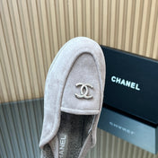 CHANEL 25S BACK STRAP MULE 15MM IN LIGHT PURPLE SUEDE AND WOOL SILVER HARDWRE