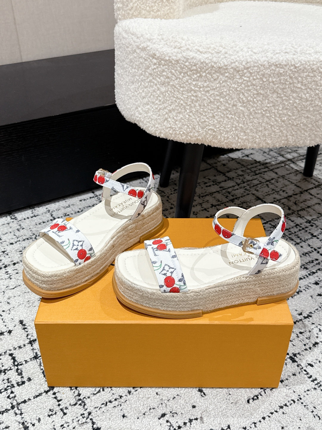 LV PLATFORM ESPADRILLE SANDALS 25S IN WHITE DENIM