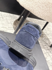 PRADA 25S MEN SNEAKERS LOGO IN NAVY BLUE NUBUCK AND CANVAS
