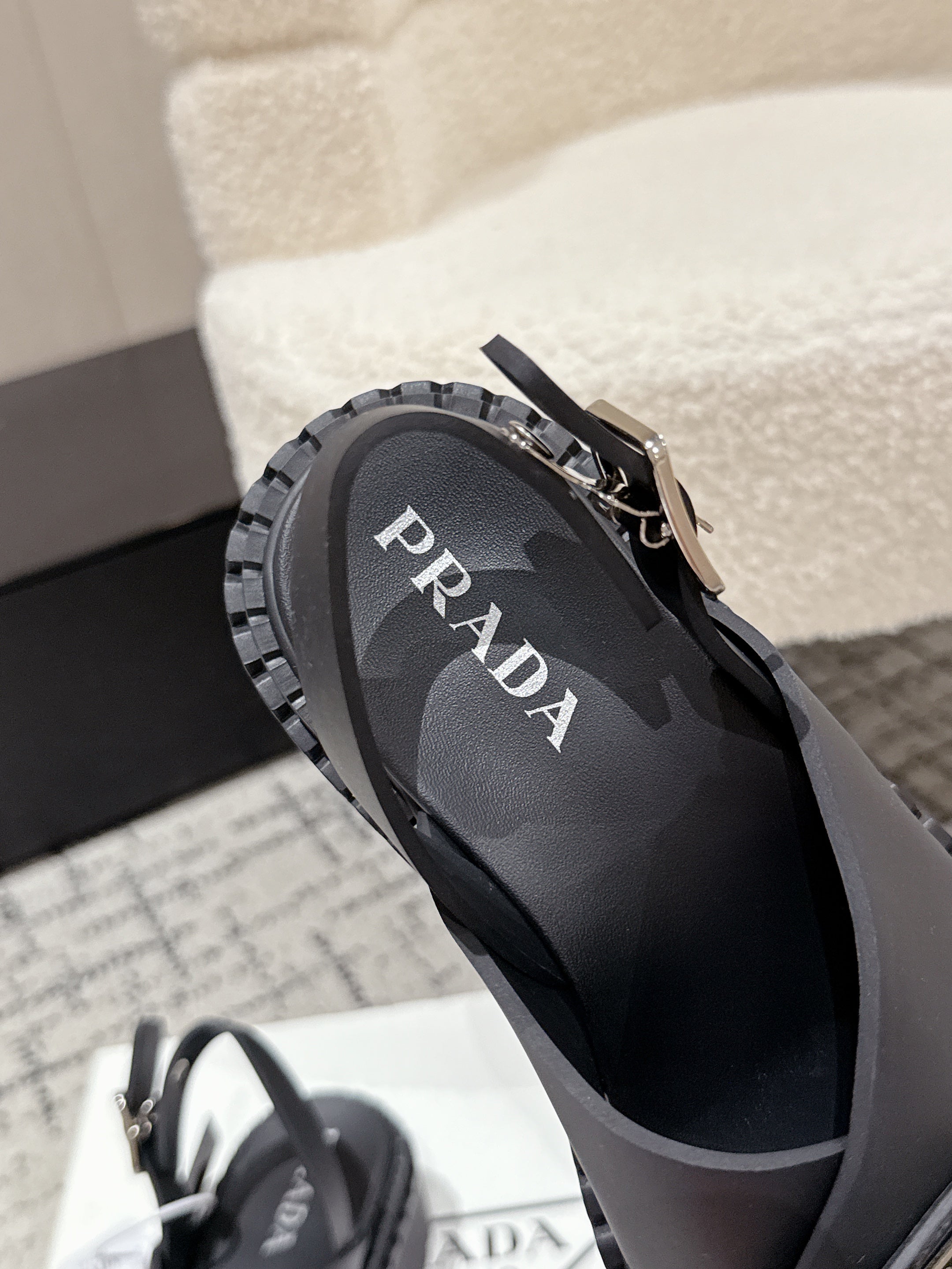 PRADA 25S CRISSCROSS SANDALS IN BLACK CALFSKIN LOGO