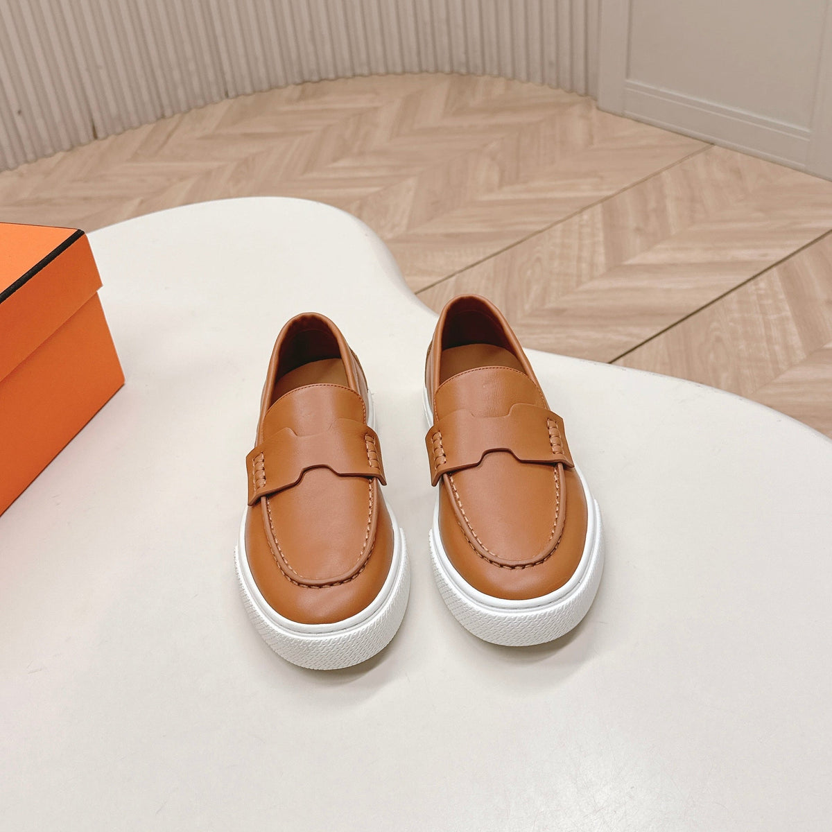 HM 25S SLIP-ON IN BROWN LAMBSKIN