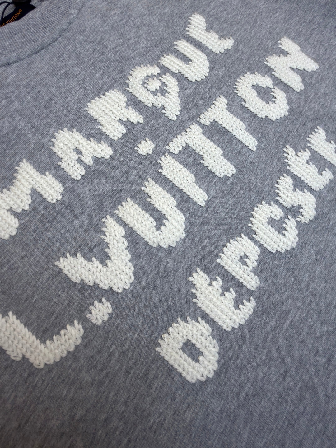 LV 25S SWEATSHIRT 592306