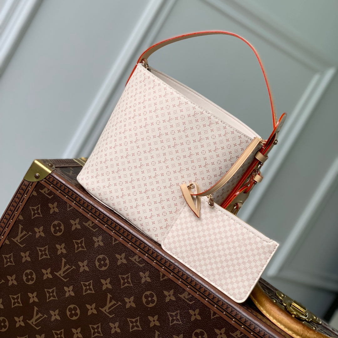 ROMANCE ALL IN BB 25S 18 IN DUNE MONOGRAM DAMIER CALFSKIN