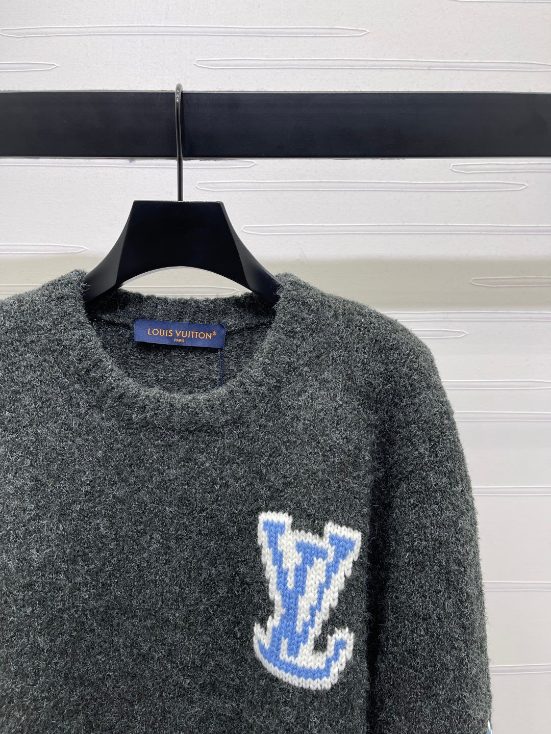 LV 25S SWEATER 0085